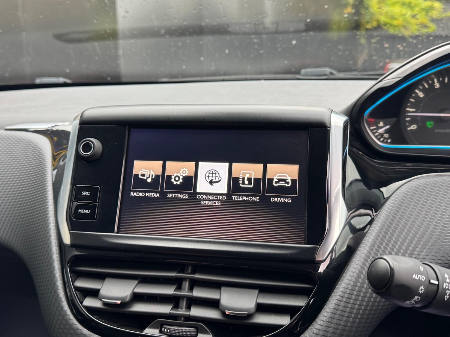 Used Peugeot 2008 2017 for sale - 76433388: Photo 33