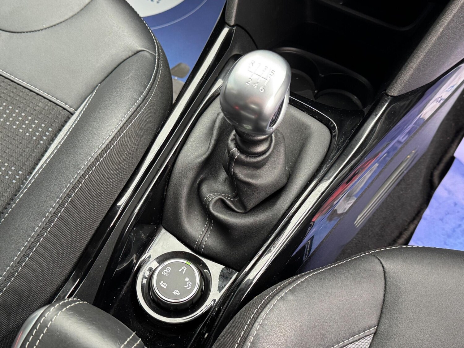 Used Peugeot 2008 2017 for sale - 76433388: Photo 37