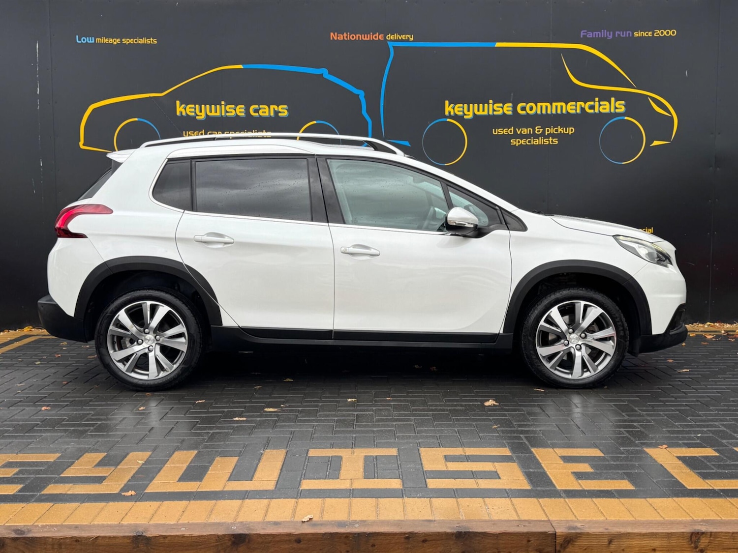 Used Peugeot 2008 2017 for sale - 76433388: Photo 7