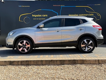 Used Nissan Qashqai 2017 for sale - 79453482: Photo