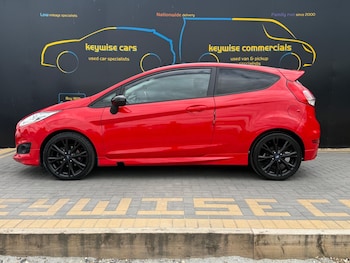 Used Ford Fiesta 2016 for sale - 79049686: Photo