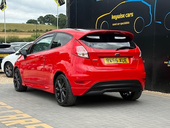 Used Ford Fiesta 2016 for sale - 79049686: Photo