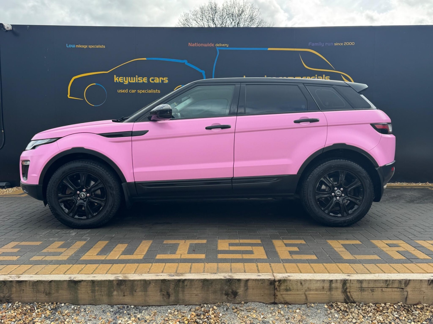 Used Land Rover Range Rover Evoque 2017 for sale - 78019293: Photo 2