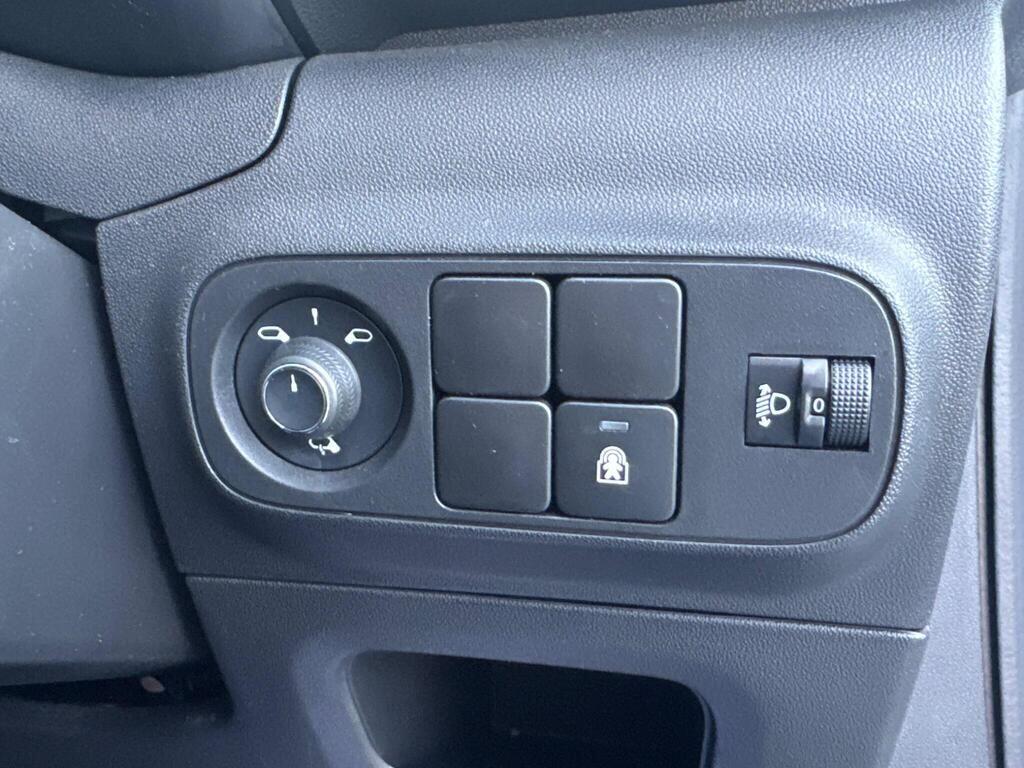 Used Citroen C3 for sale - 77926278: Photo 35