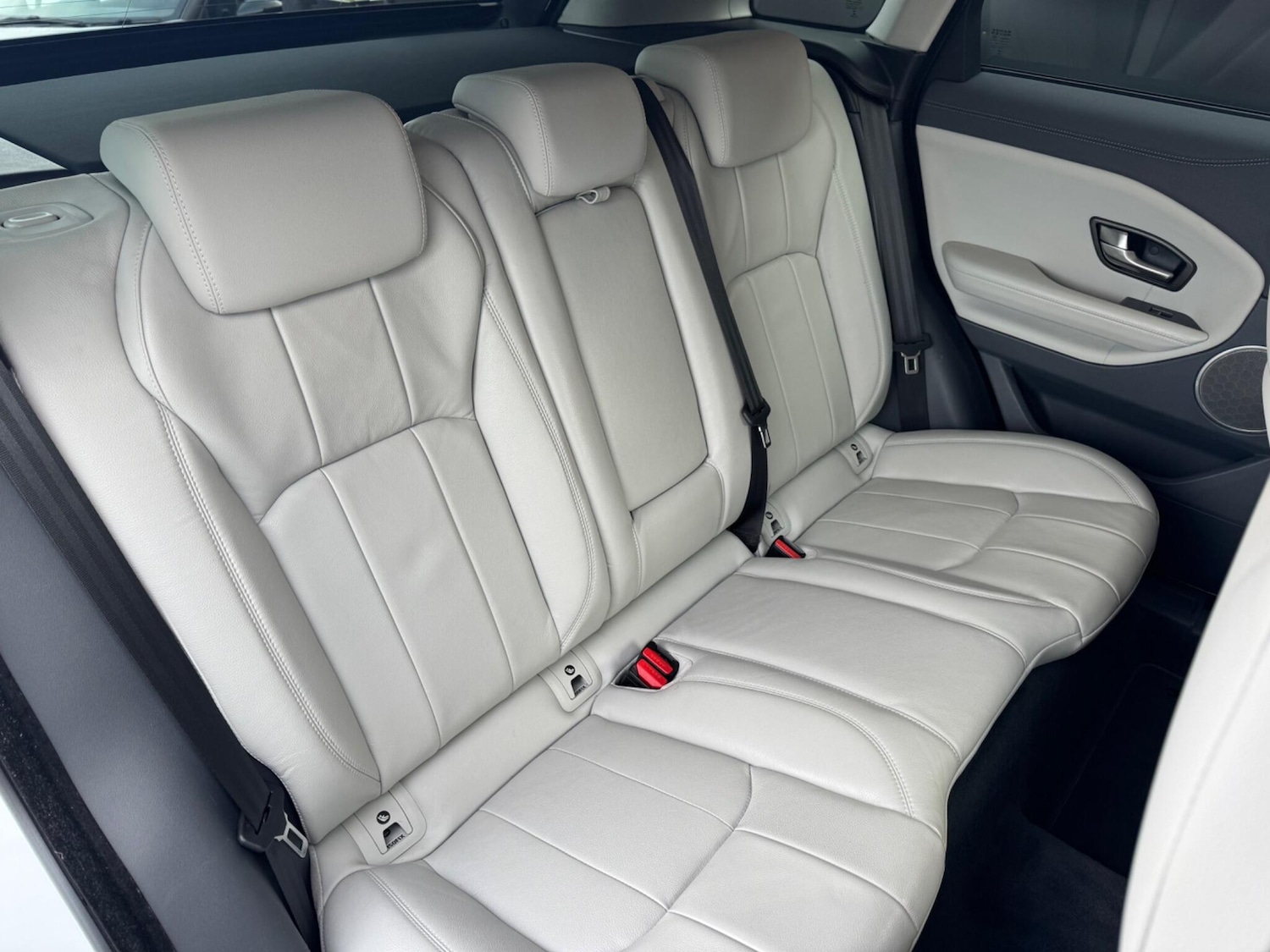 Used Land Rover Range Rover Evoque 2017 for sale - 77131678: Photo 16