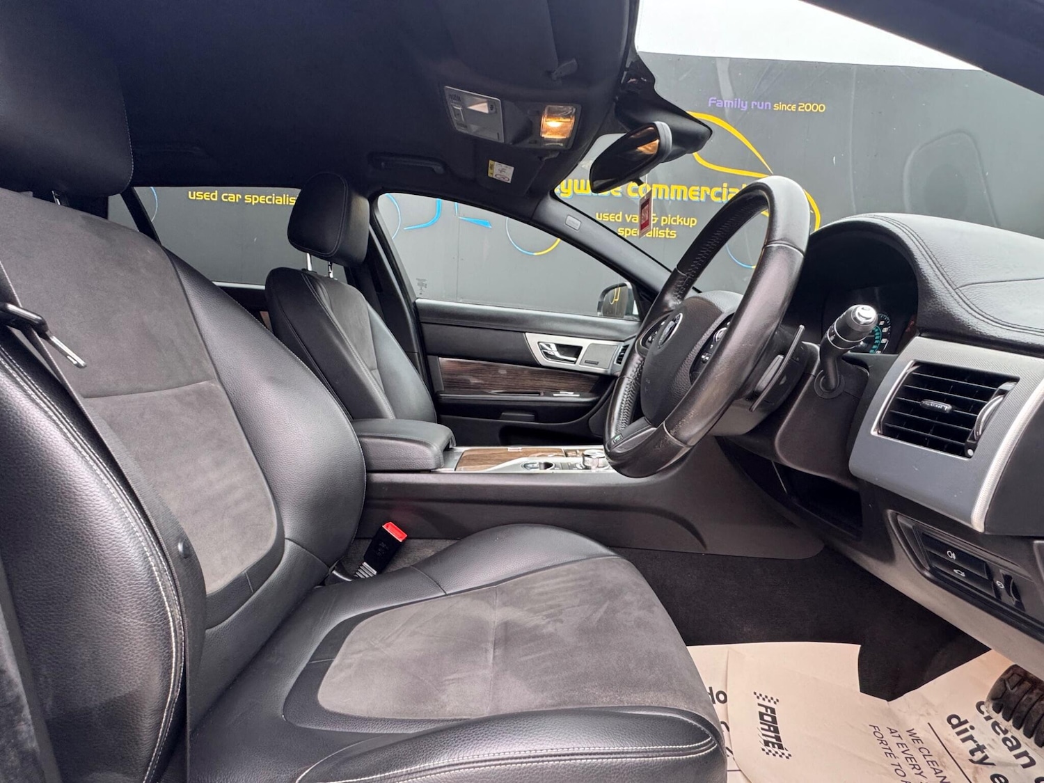 Used Jaguar XF 2015 for sale - 76689114: Photo 19