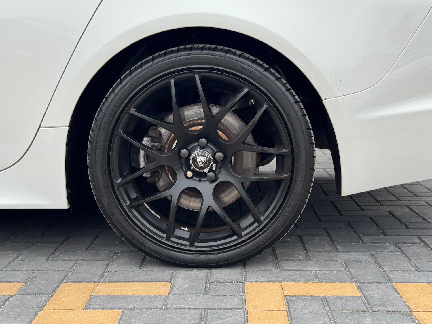 Used Jaguar XF 2015 for sale - 76689114: Photo 5