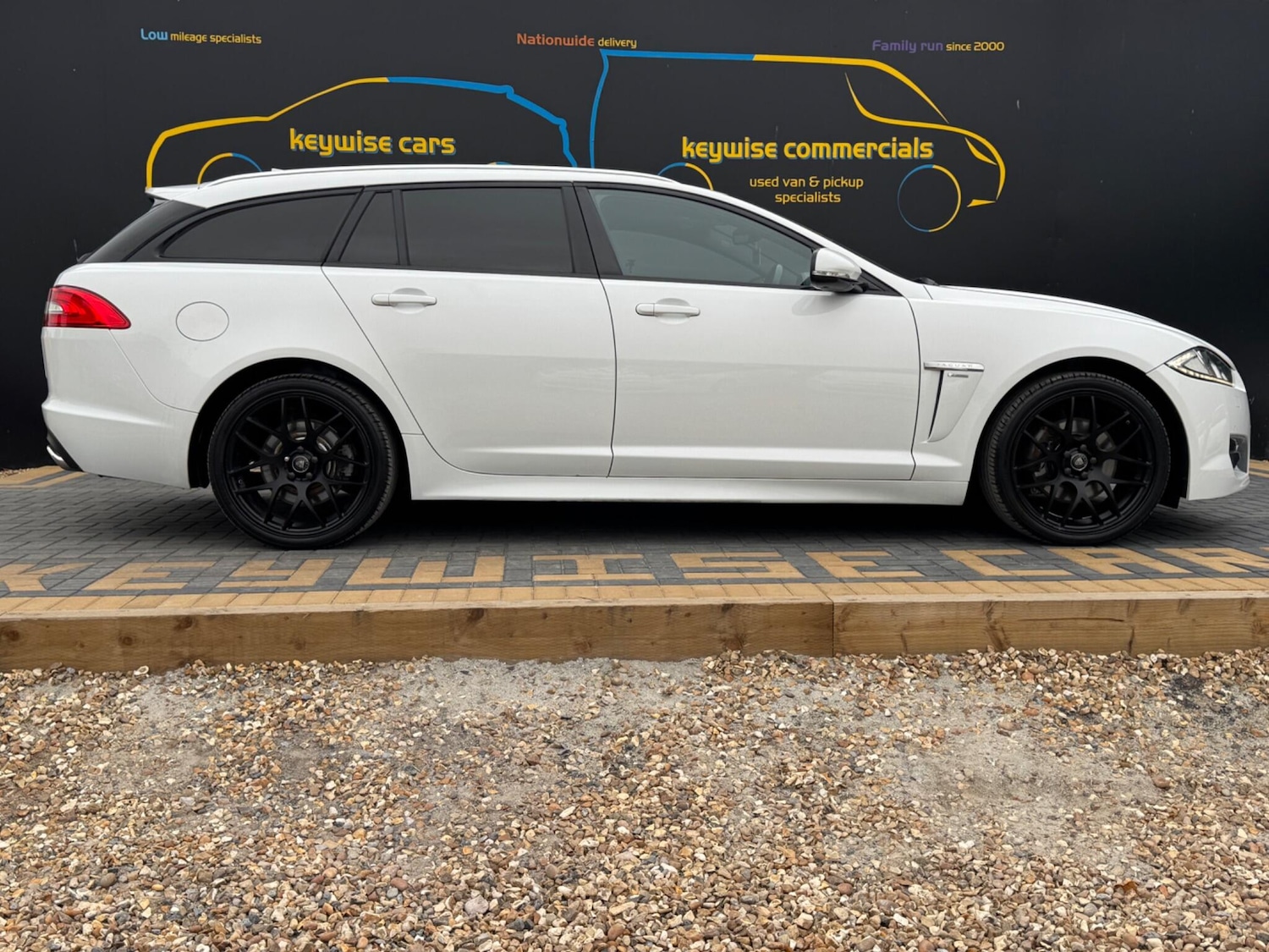 Used Jaguar XF 2015 for sale - 76689114: Photo 8