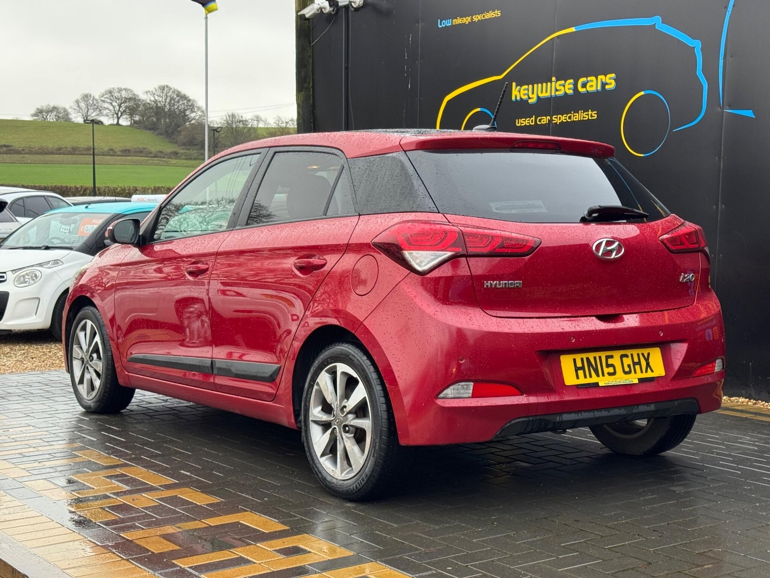 Used Hyundai i20 2015 for sale - 77377224: Photo 3