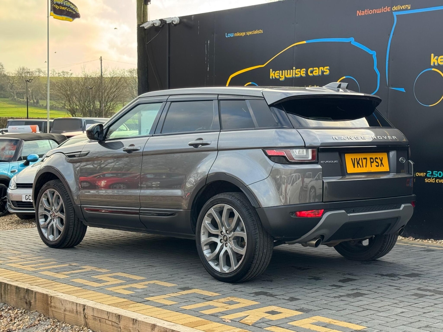 Used Land Rover Range Rover Evoque 2017 for sale - 77050137: Photo 3