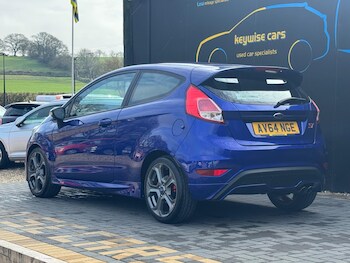 Used Ford Fiesta 2014 for sale - 77737611: Photo