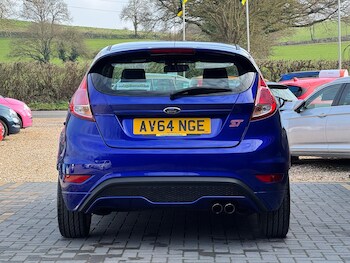 Used Ford Fiesta 2014 for sale - 77737611: Photo