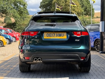 Used Jaguar F-Pace 2017 for sale - 79601523: Photo