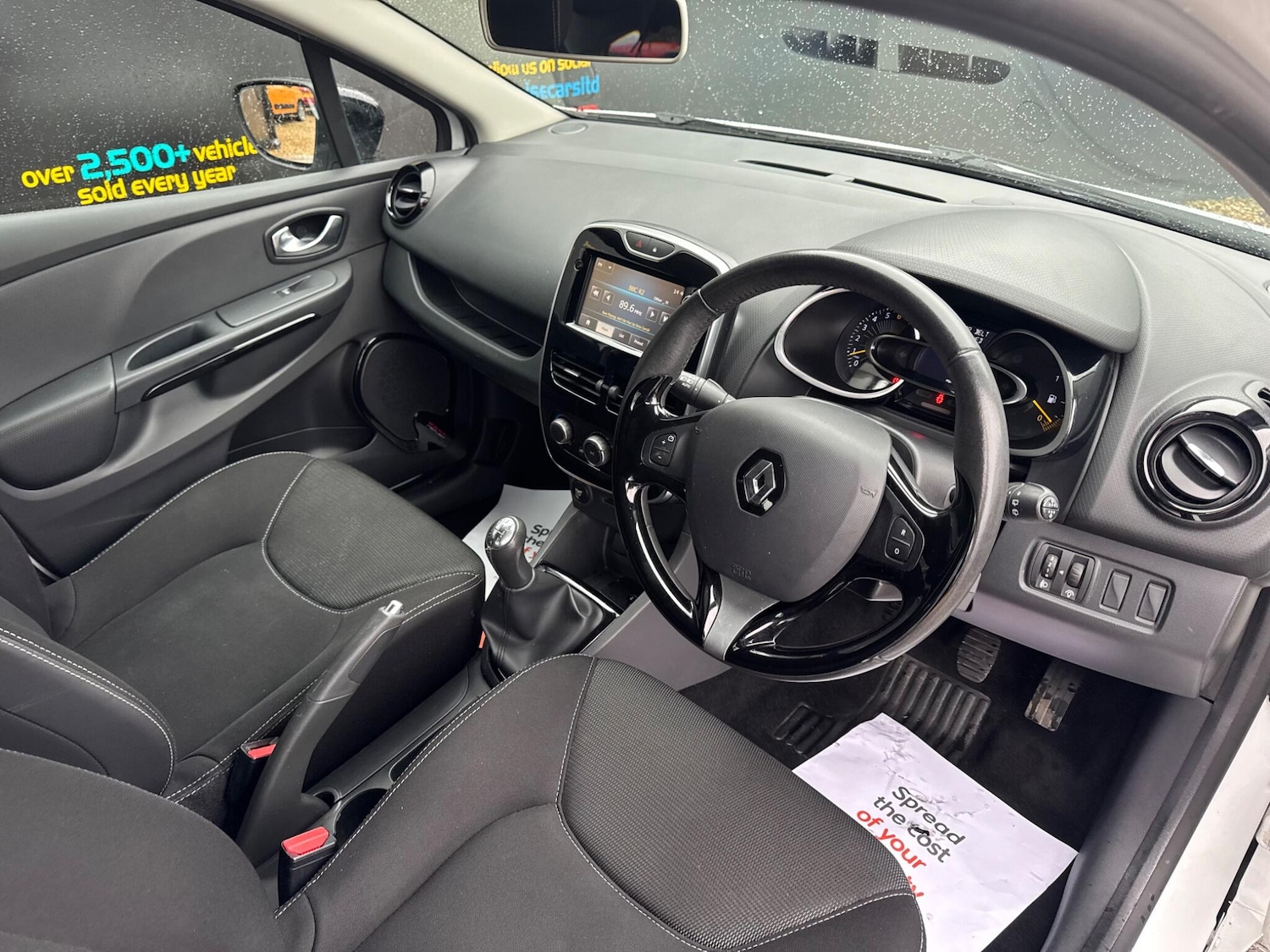 Used Renault Clio 2015 for sale - 77598733: Photo 21