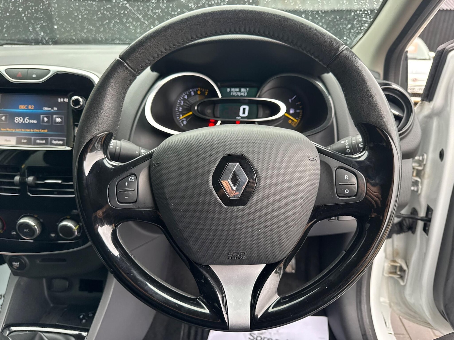 Used Renault Clio 2015 for sale - 77598733: Photo 22