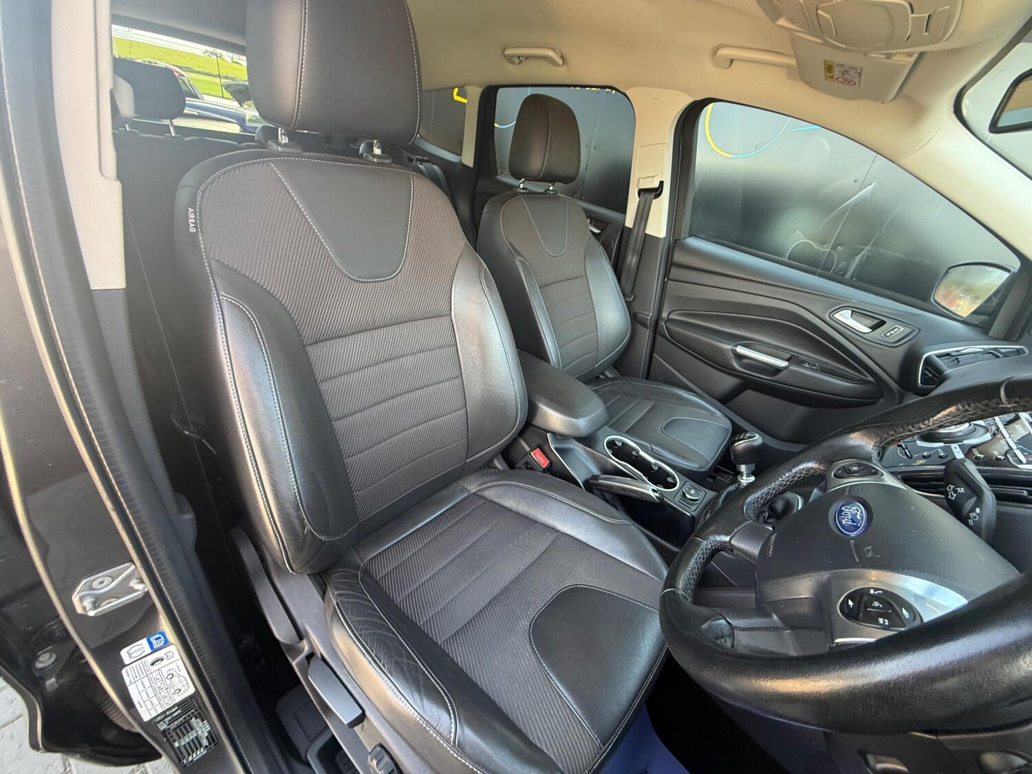 Used Ford Kuga 2015 for sale - 78156769: Photo 19