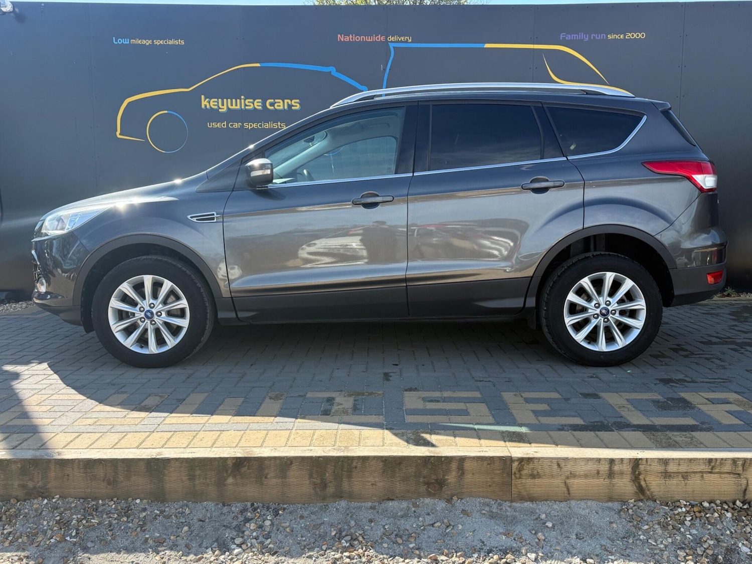 Used Ford Kuga 2015 for sale - 78156769: Photo 2
