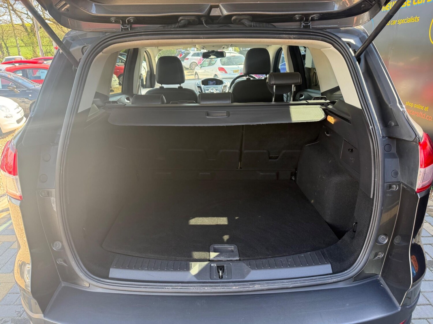 Used Ford Kuga 2015 for sale - 78156769: Photo 26