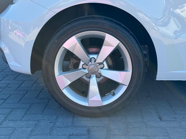 Used Audi A1 2015 for sale - 76227823: Photo 15