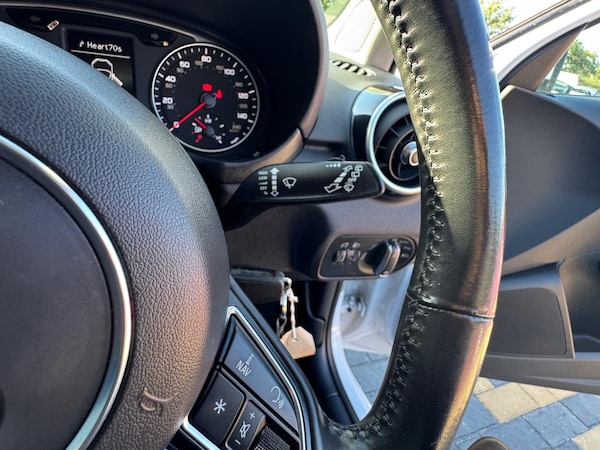 Used Audi A1 2015 for sale - 76227823: Photo 30
