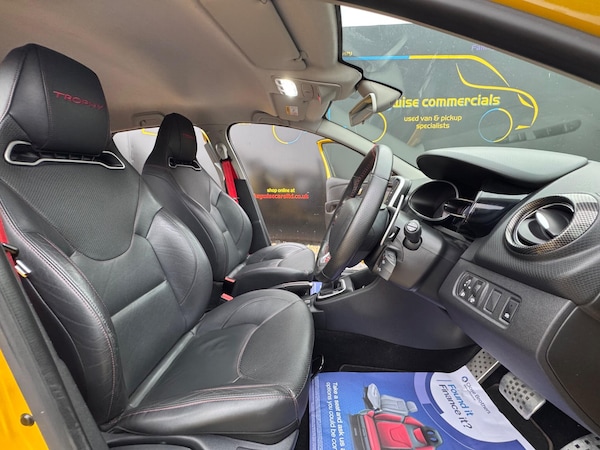 Used Renault Clio 2016 for sale - 76260538: Photo 11