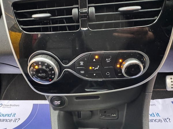 Used Renault Clio 2016 for sale - 76260538: Photo 28
