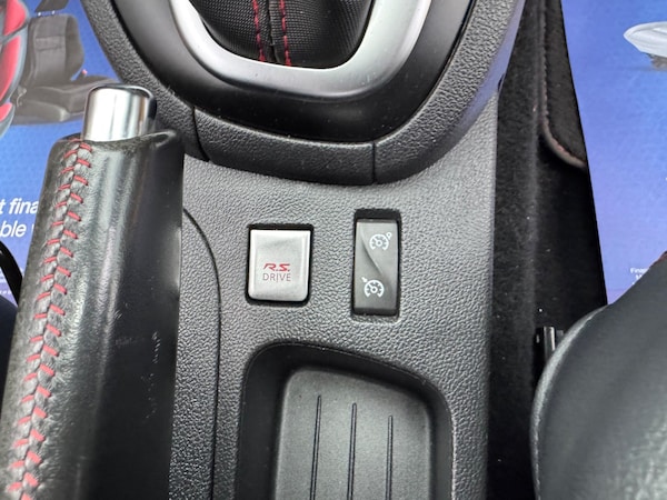 Used Renault Clio 2016 for sale - 76260538: Photo 30