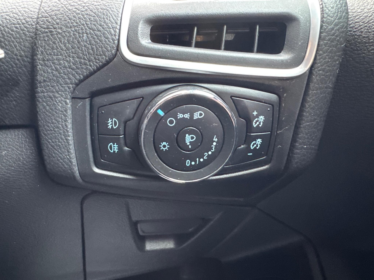 Used Ford Focus 2014 for sale - 77625591: Photo 29