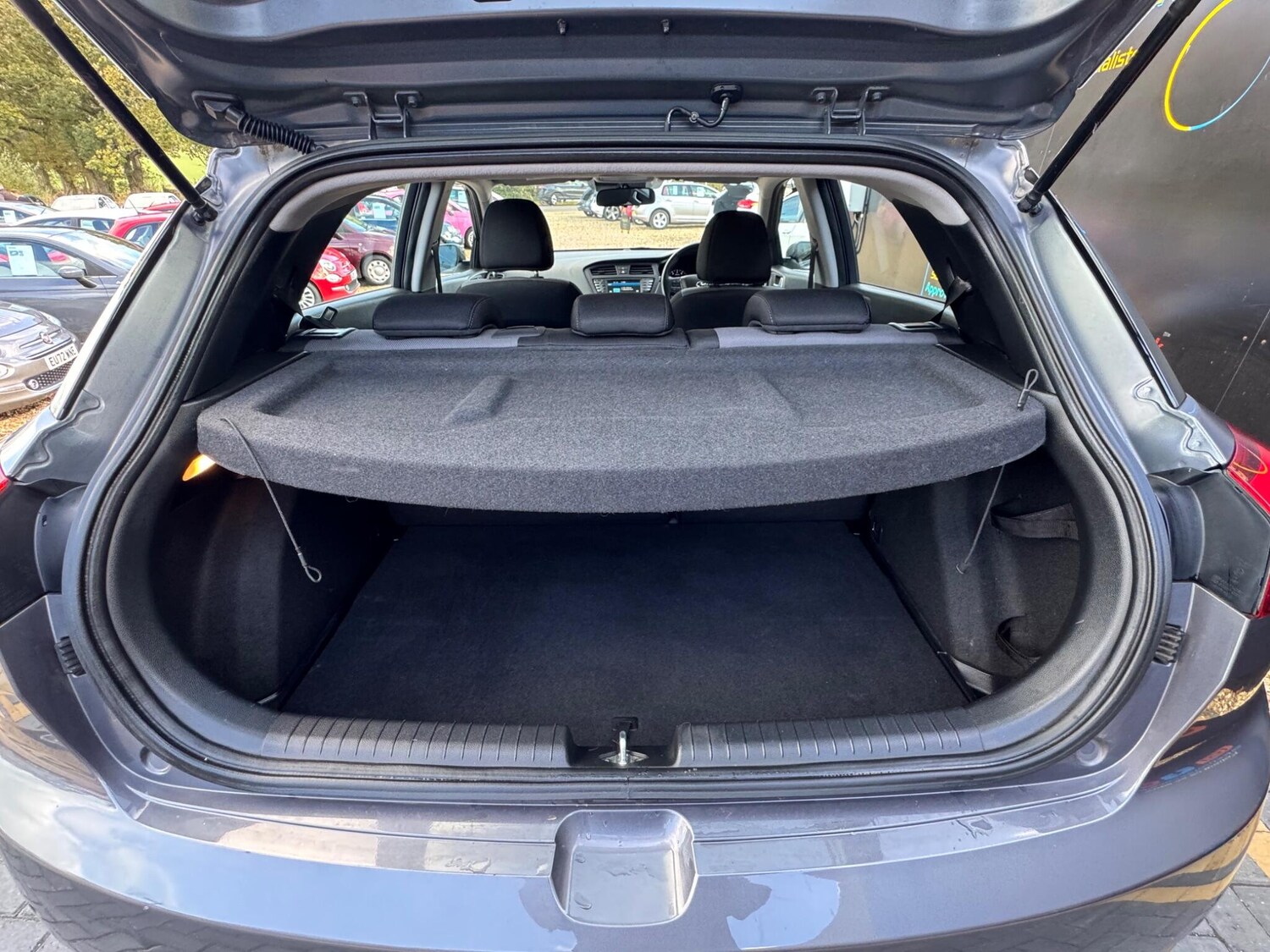 Used Hyundai i20 2017 for sale - 76388862: Photo 26