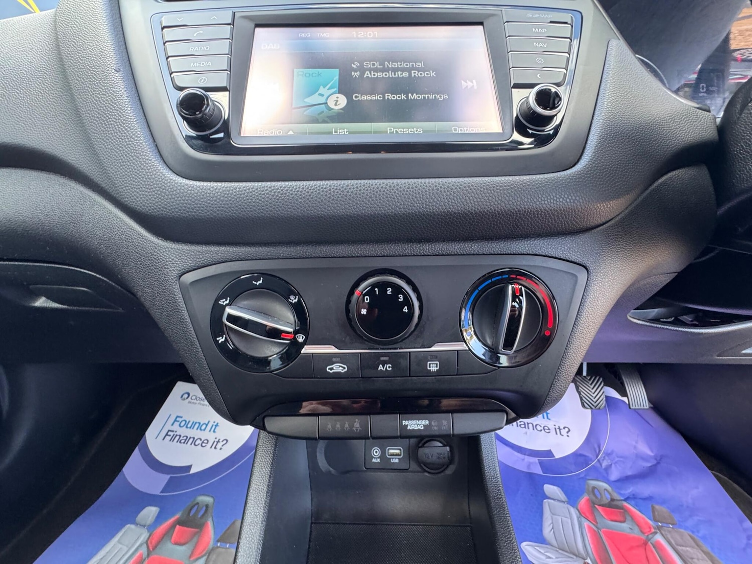 Used Hyundai i20 2017 for sale - 76388862: Photo 29