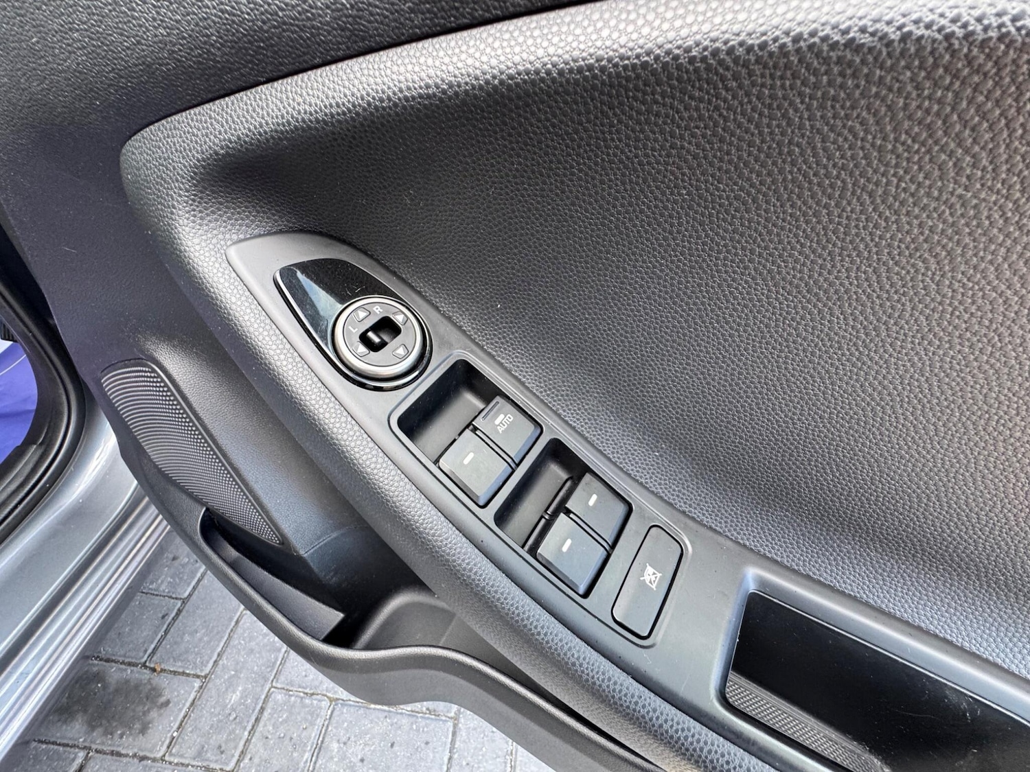 Used Hyundai i20 2017 for sale - 76388862: Photo 34