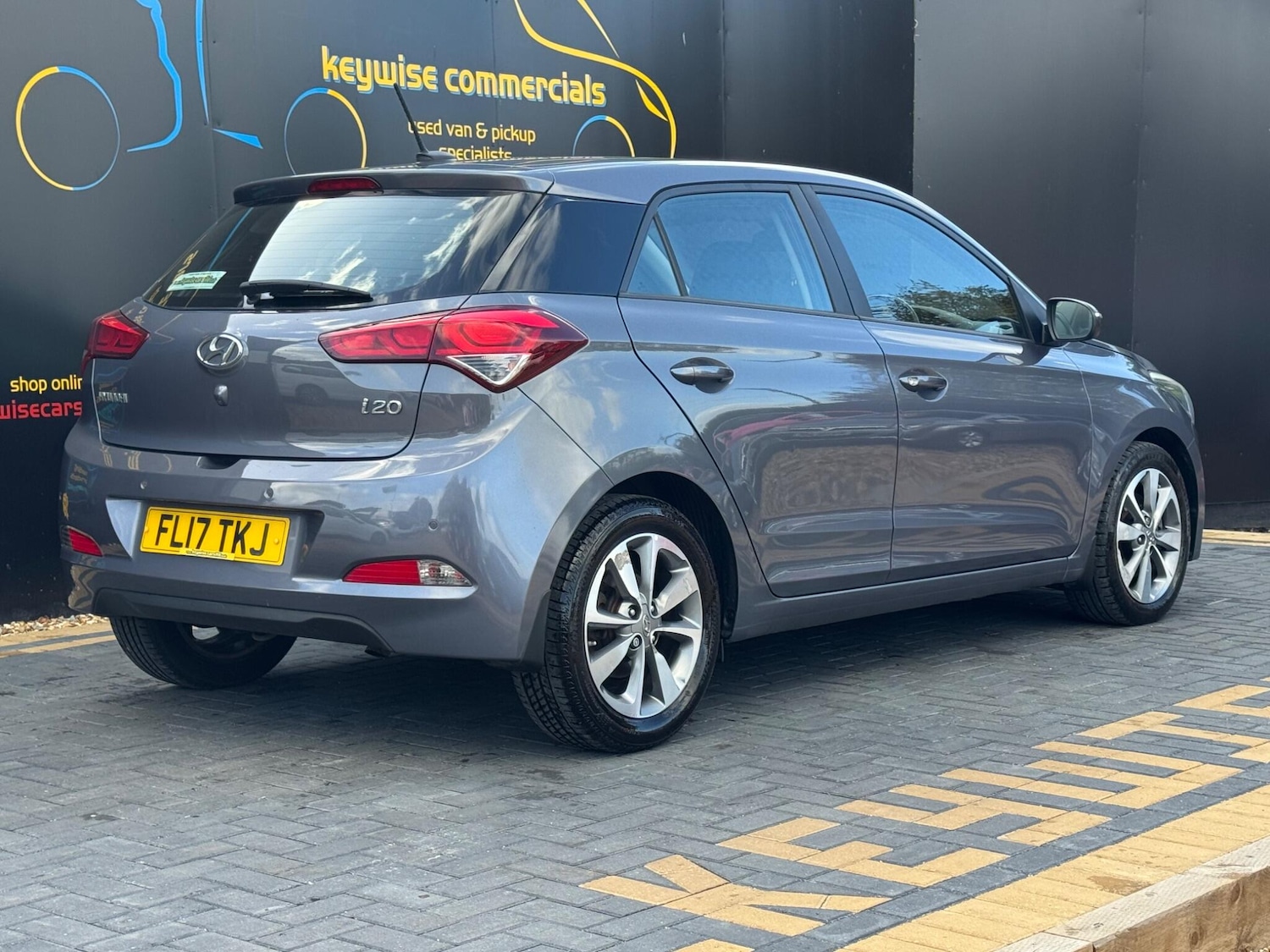 Used Hyundai i20 2017 for sale - 76388862: Photo 6