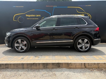 Used Volkswagen Tiguan 2017 for sale - 79304272: Photo