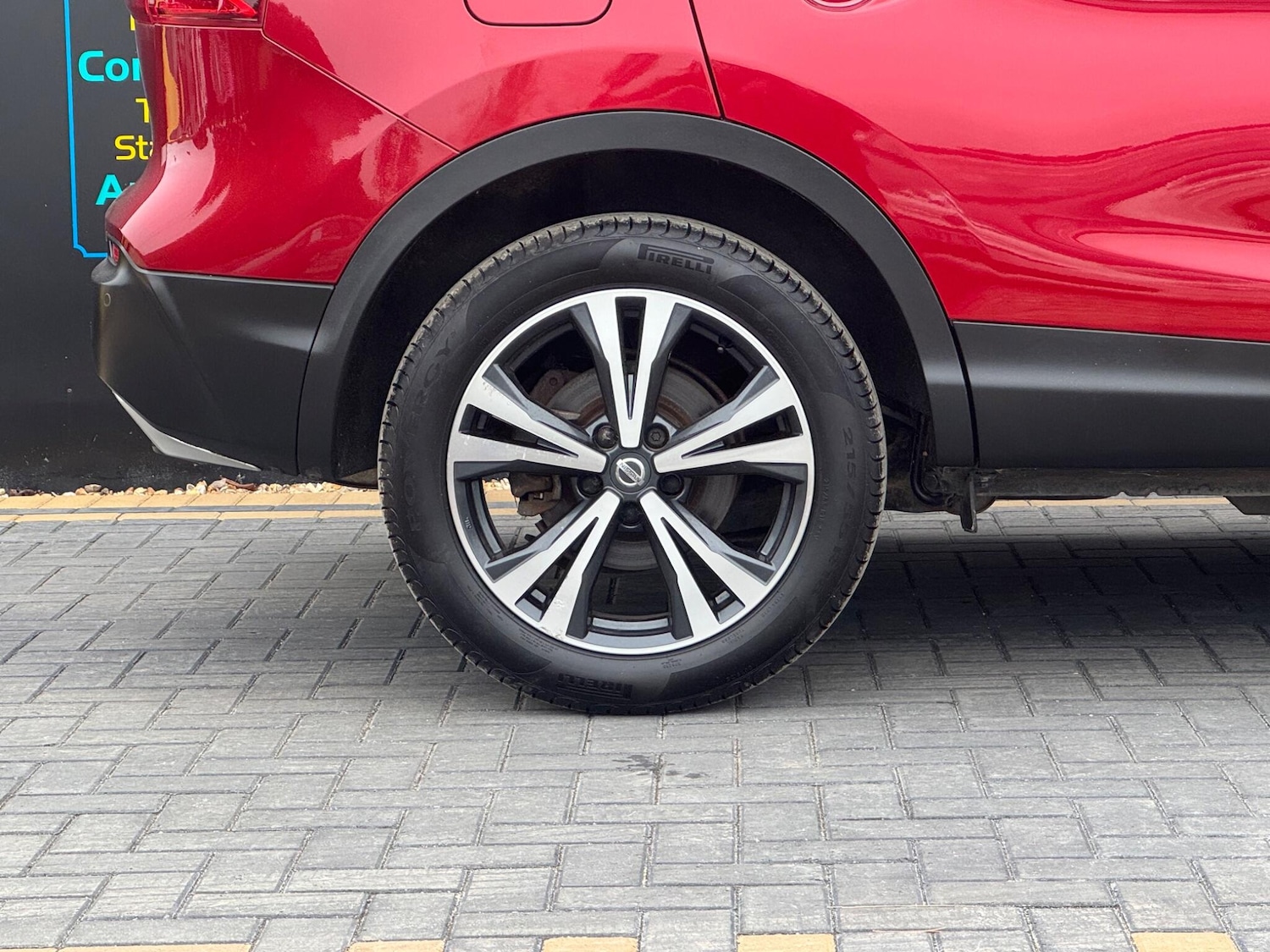 Used Nissan Qashqai 2017 for sale - 76284297: Photo 10