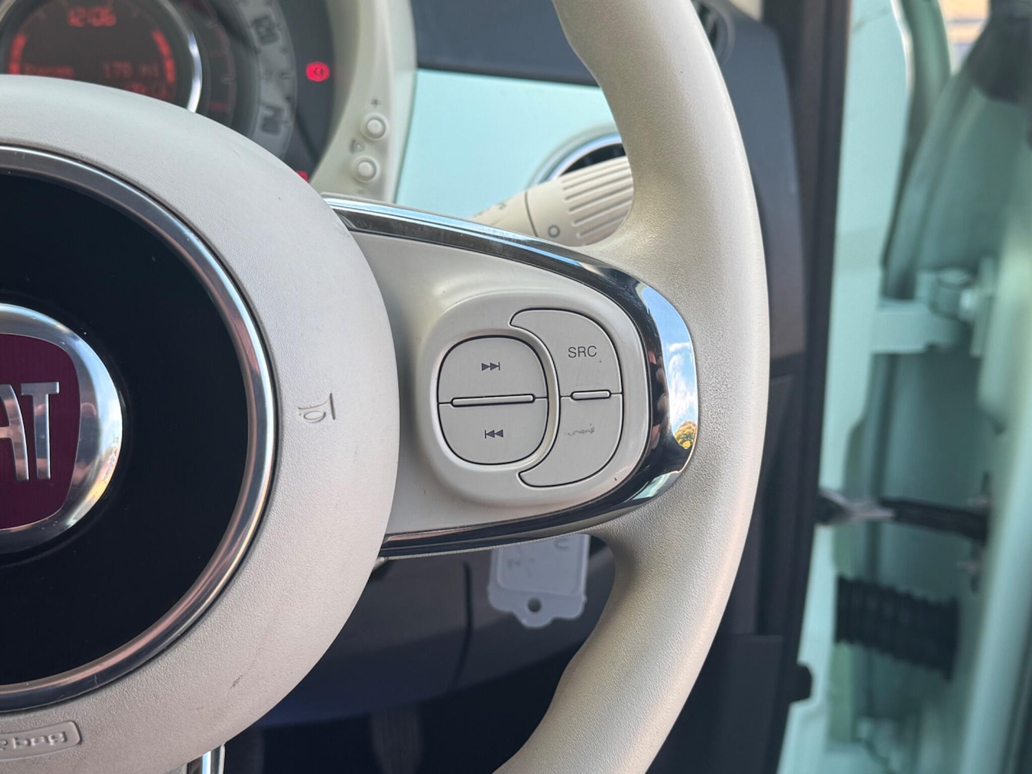 Used Fiat 500 2016 for sale - 76122931: Photo 28