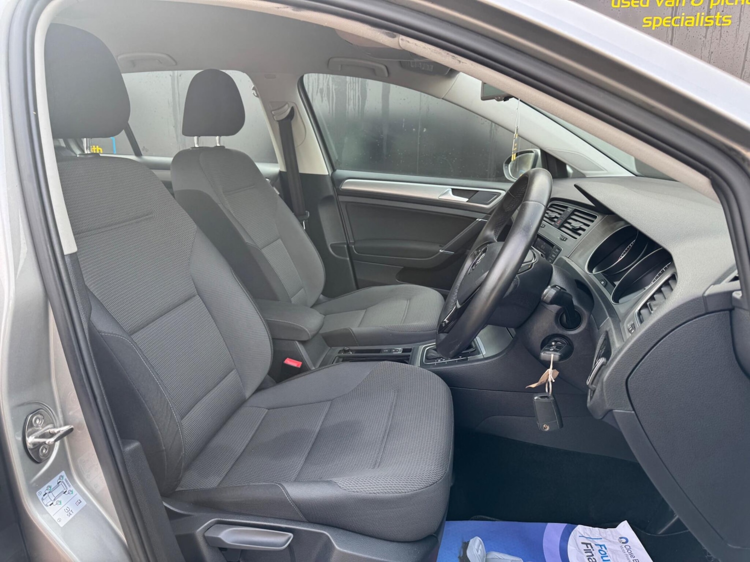 Used Volkswagen Golf 2014 for sale - 76121784: Photo 17