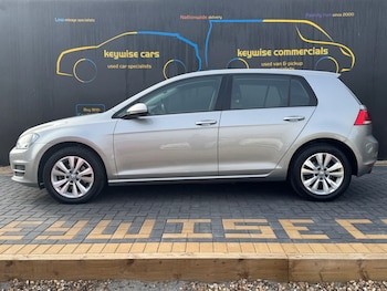 Used Volkswagen Golf 2014 for sale - 76121784: Photo 2