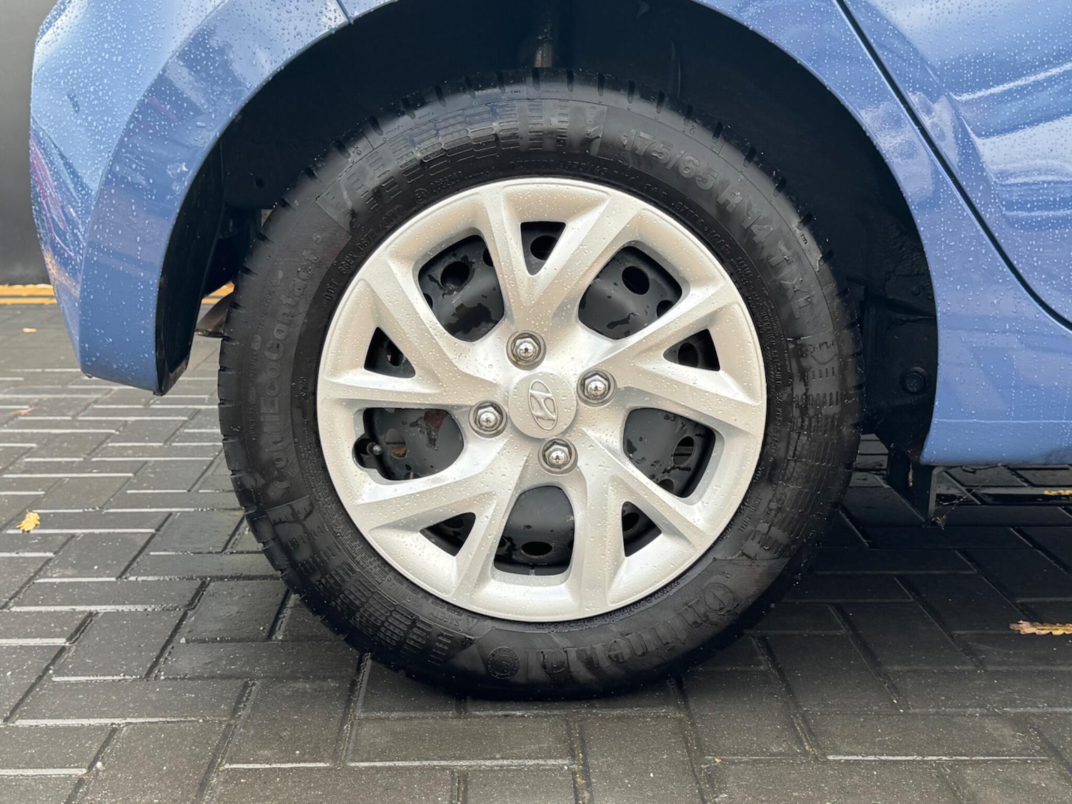 Used Hyundai i10 2017 for sale - 76432941: Photo 15