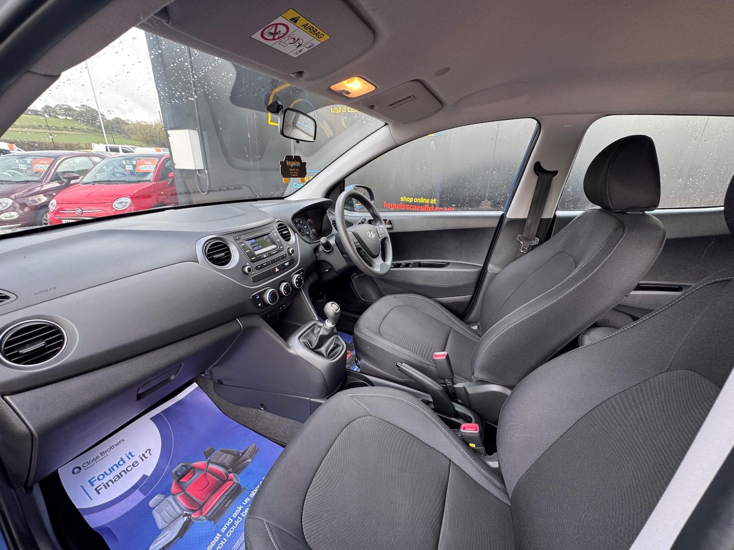 Used Hyundai i10 2017 for sale - 76432941: Photo 19