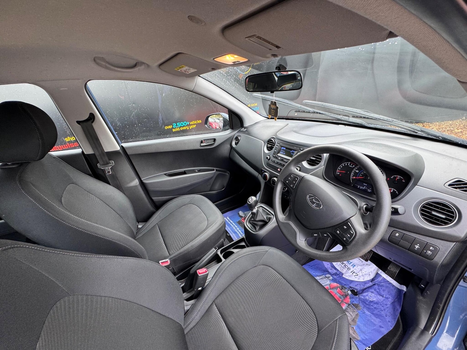 Used Hyundai i10 2017 for sale - 76432941: Photo 25