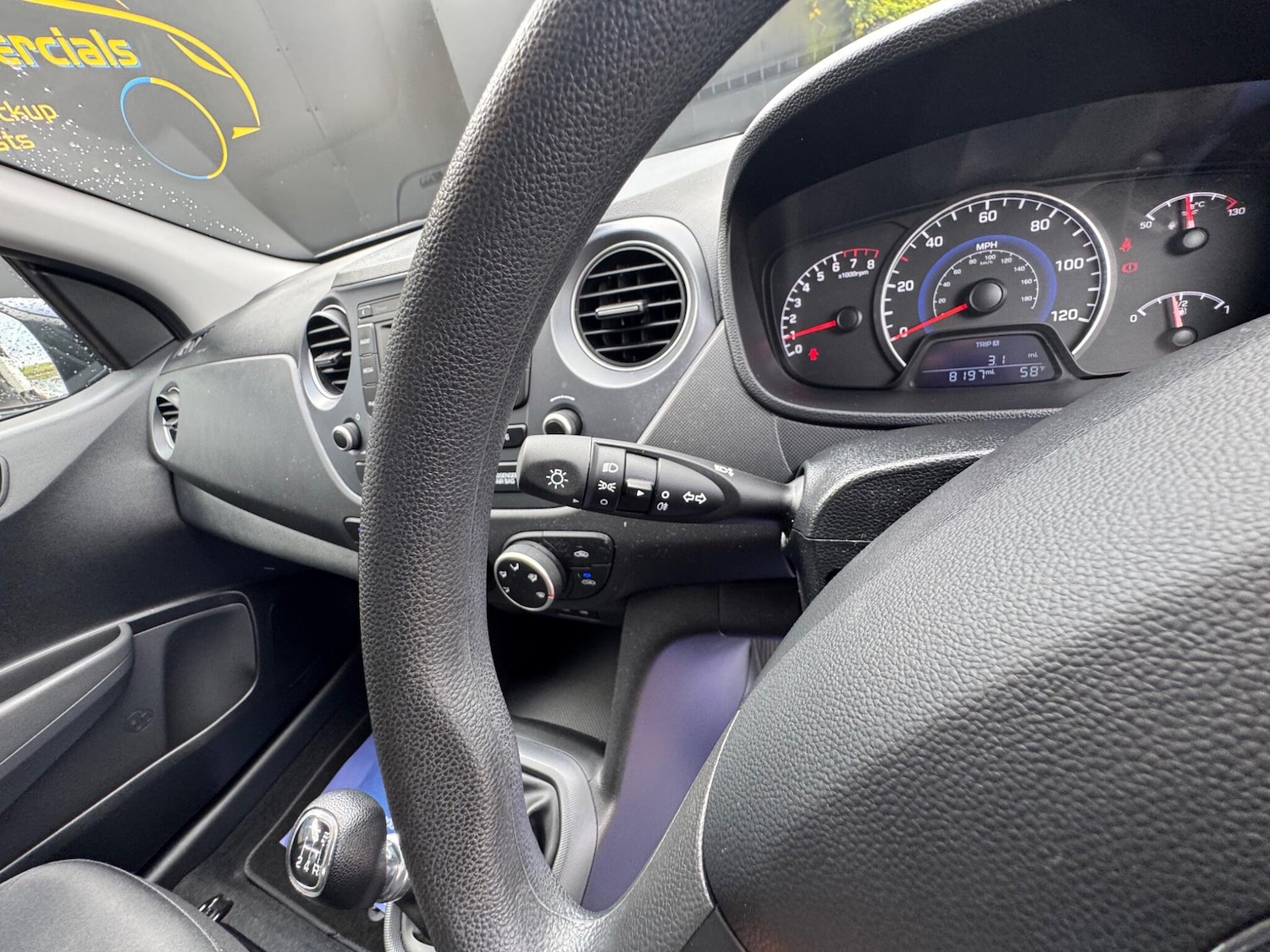 Used Hyundai i10 2017 for sale - 76432941: Photo 30