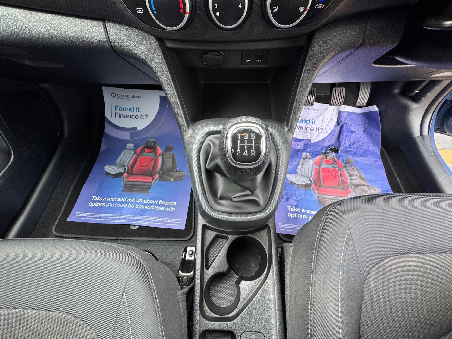 Used Hyundai i10 2017 for sale - 76432941: Photo 33