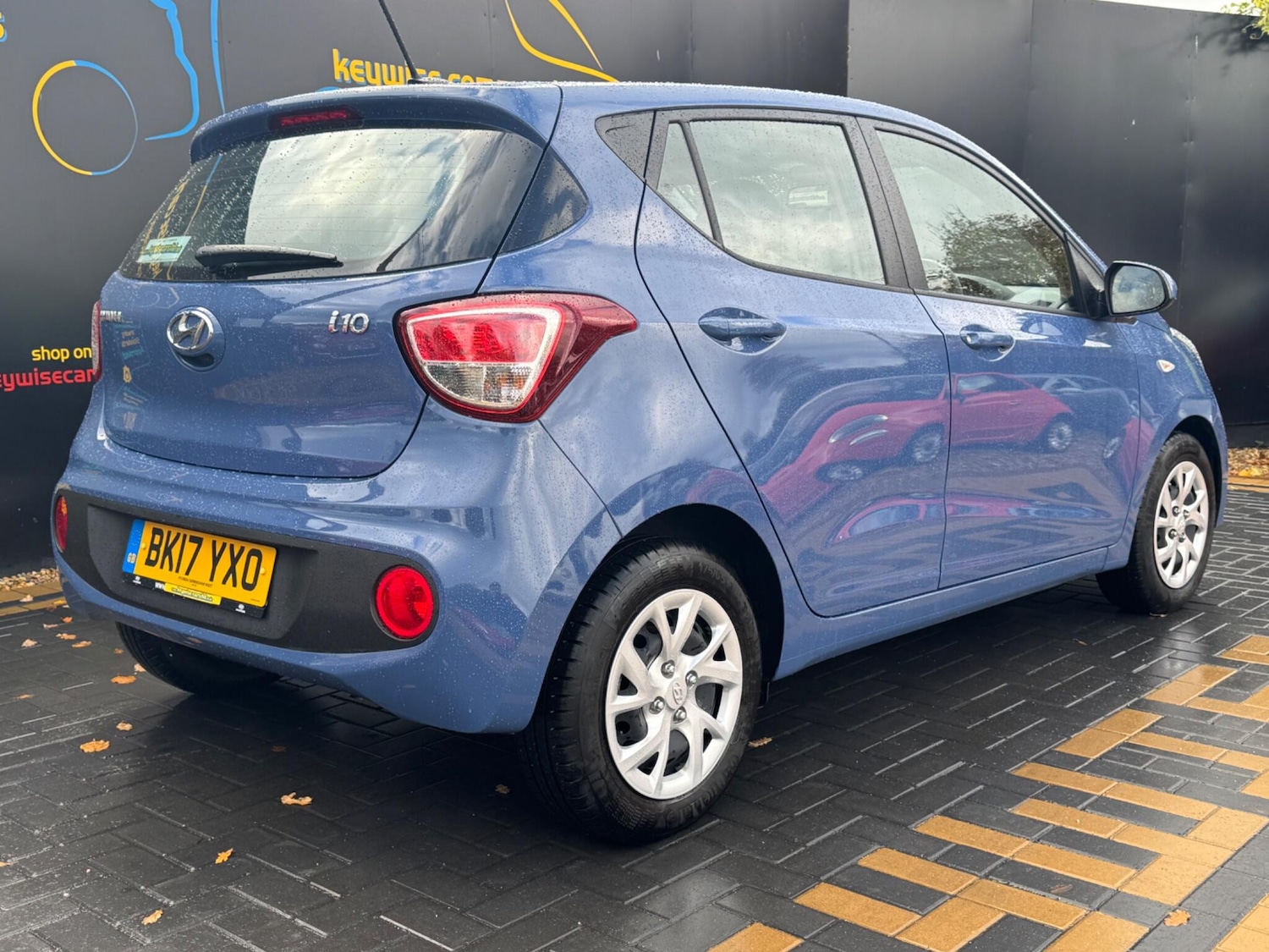 Used Hyundai i10 2017 for sale - 76432941: Photo 6