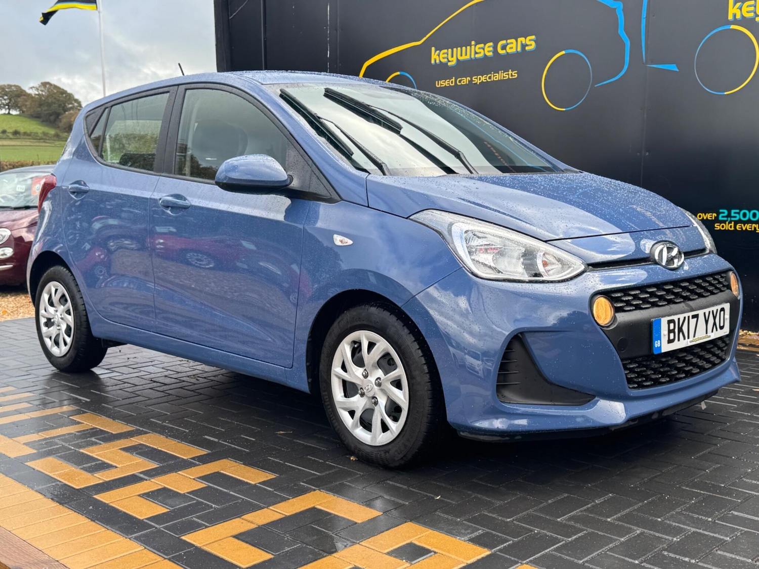 Used Hyundai i10 2017 for sale - 76432941: Photo 9