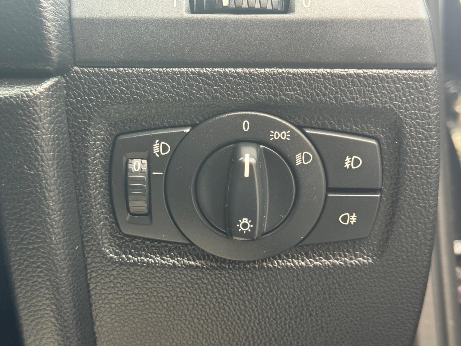 Used BMW 1 Series 2010 for sale - 76001312: Photo 31