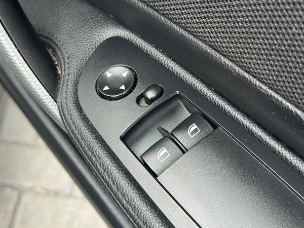 Used BMW 1 Series 2010 for sale - 76001312: Photo 32
