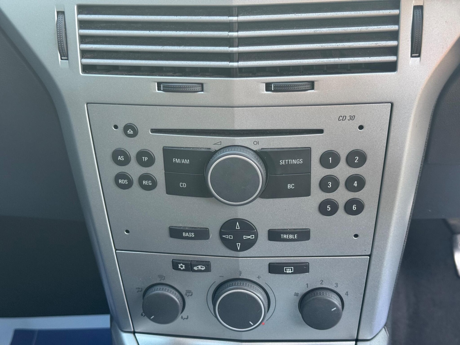 Used Vauxhall Astra 2006 for sale - 76997399: Photo 24