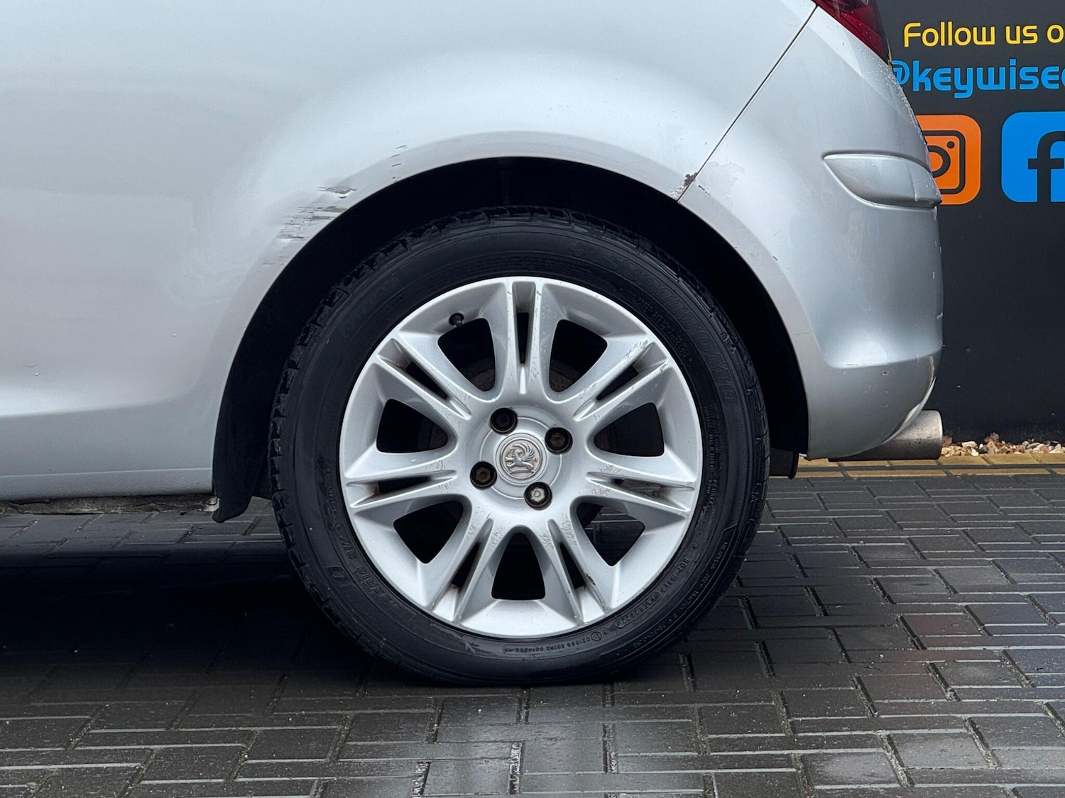 Used Vauxhall Corsa 2010 for sale - 77625053: Photo 12