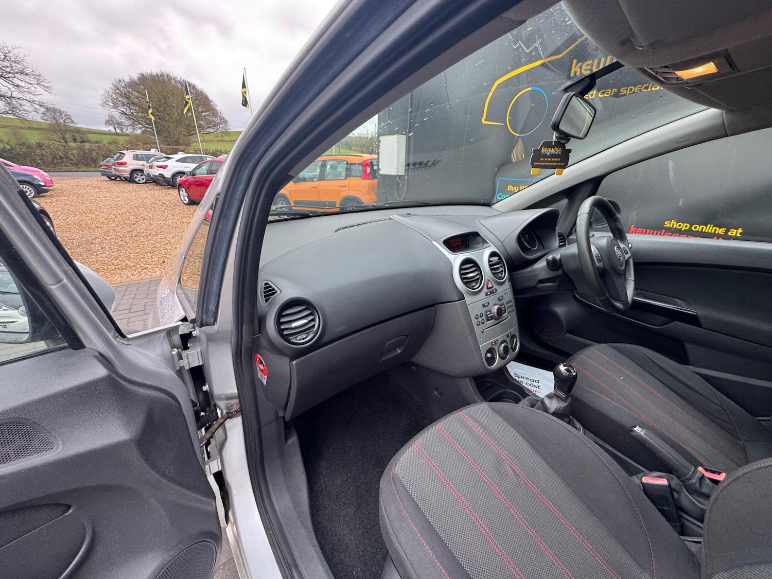 Used Vauxhall Corsa 2010 for sale - 77625053: Photo 17