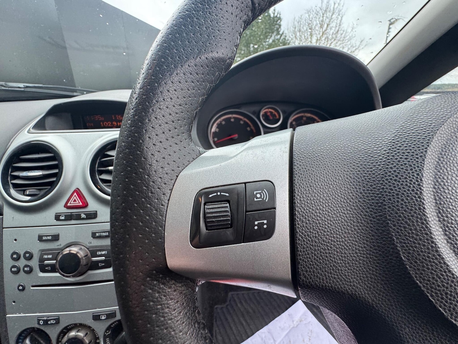 Used Vauxhall Corsa 2010 for sale - 77625053: Photo 30